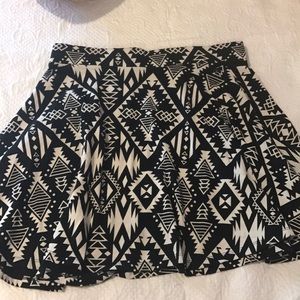 PINK Victoria's Secret Aztec black and white skirt